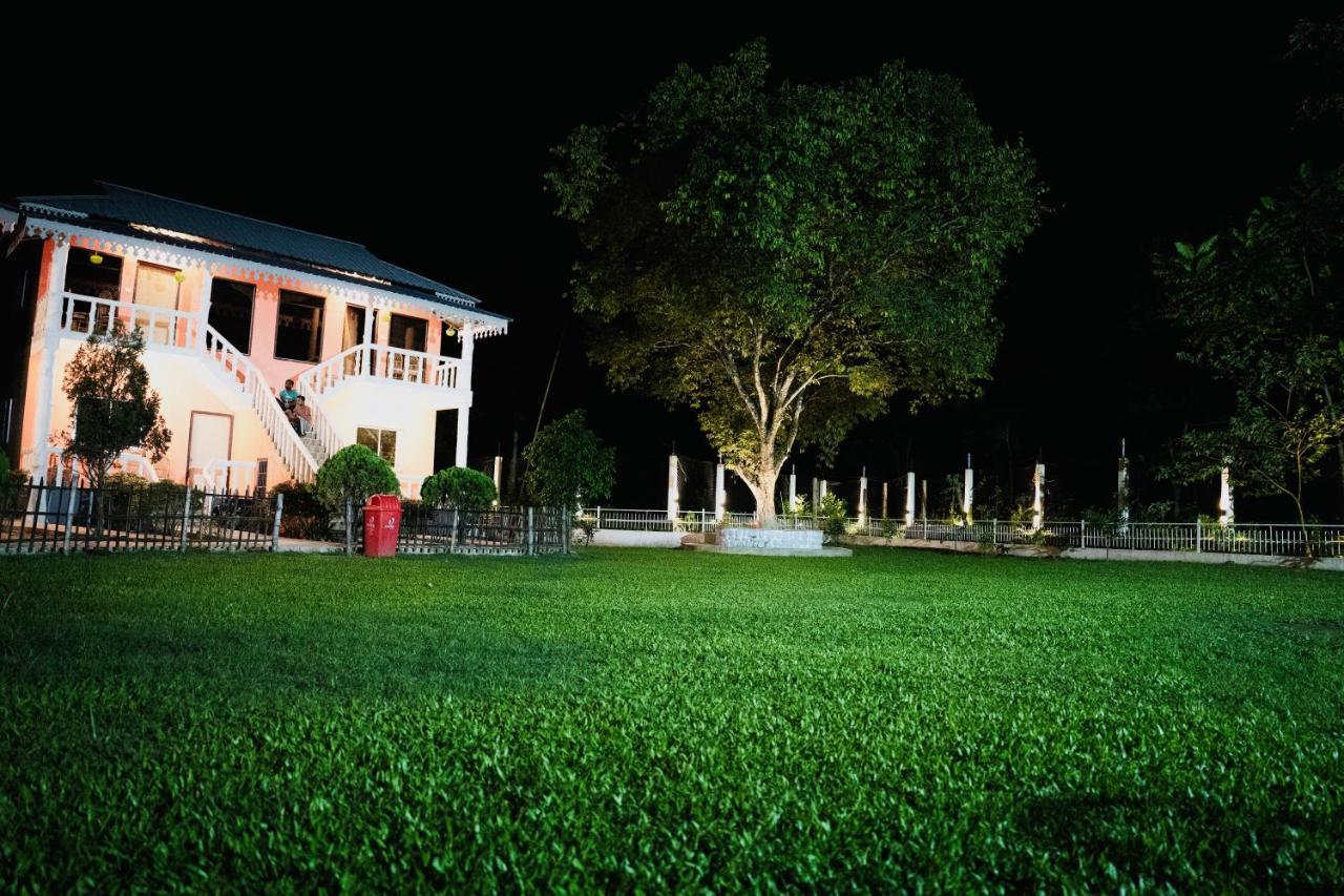 Kadambini Jungle Resort Lataguri Exterior foto
